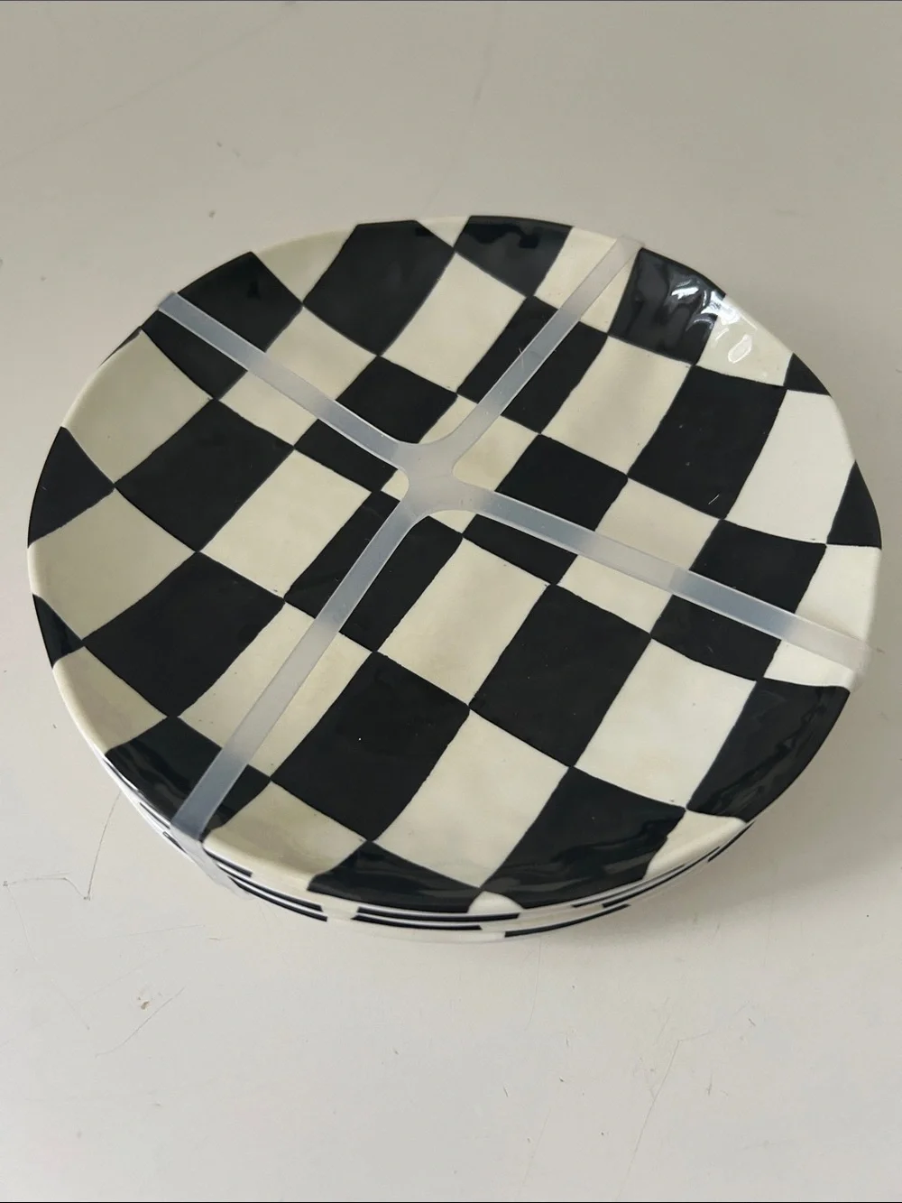Set of 4 Black and White Checkered Melamine Mini Dessert & Appetizer Plates NEW - Picture 1 of 7